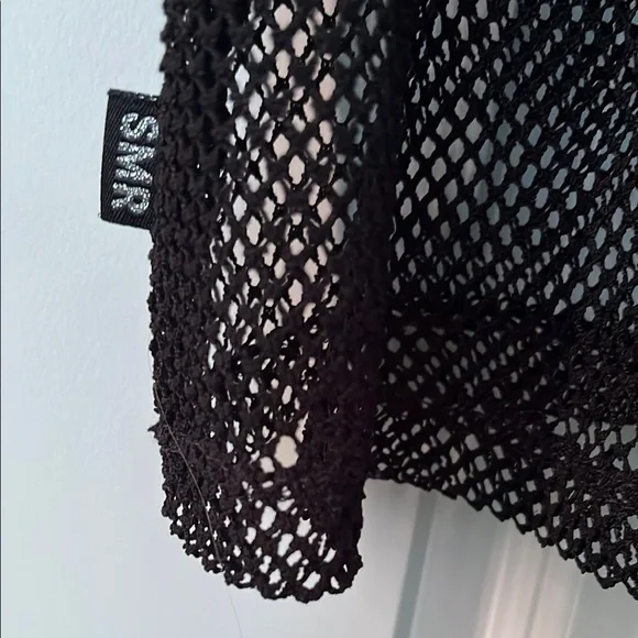 Black Mesh Crop Top - Picture 3 of 4